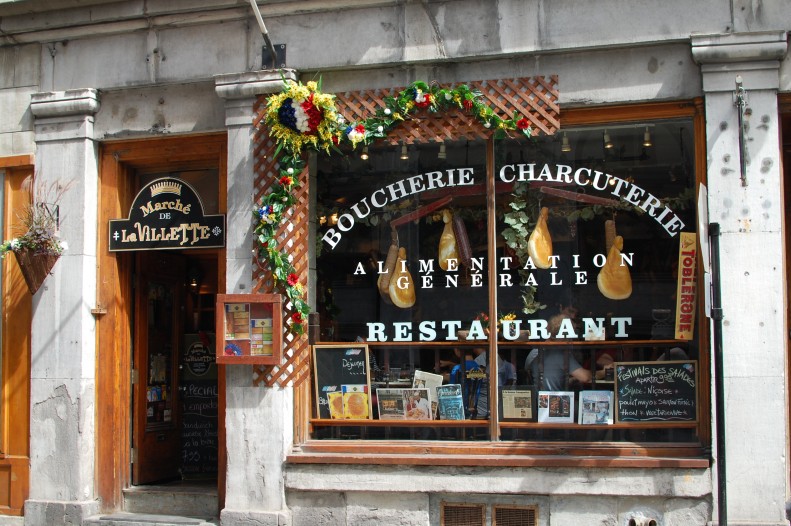 Old Montreal in wide angle wanderings